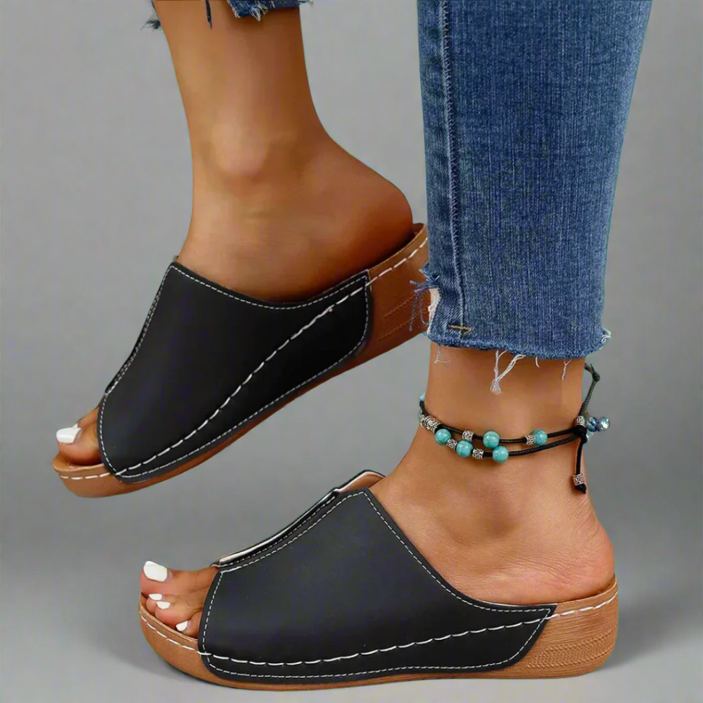 Clemensia | Sandalias de cuña hechas a mano de material premium